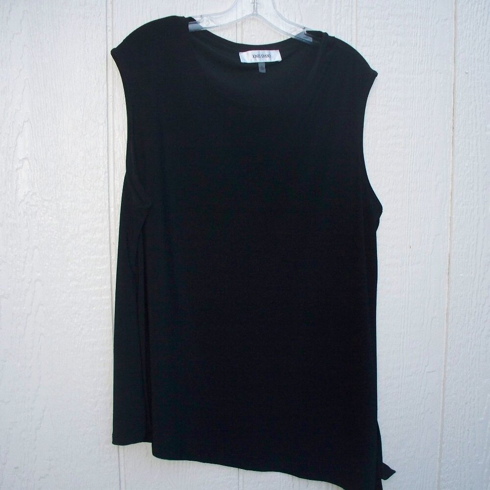 Jones New York Black sleeveless Tunic Top
